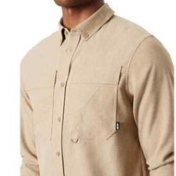 NWT  Bass Outdoor Men's Heathered Flannel Sandy Beige color, Button-Down Shirt. - Picture 2 of 16